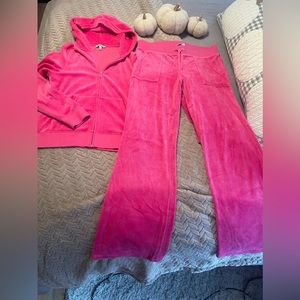 Vintage Juicy Couture Pink Velour Set. Size Large. 💕